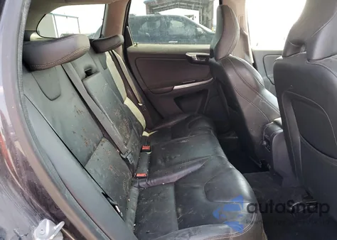 2017 Volvo Xc60 T6 Dynamic из США, поврежденный, VIN YV449MRR2H2075943